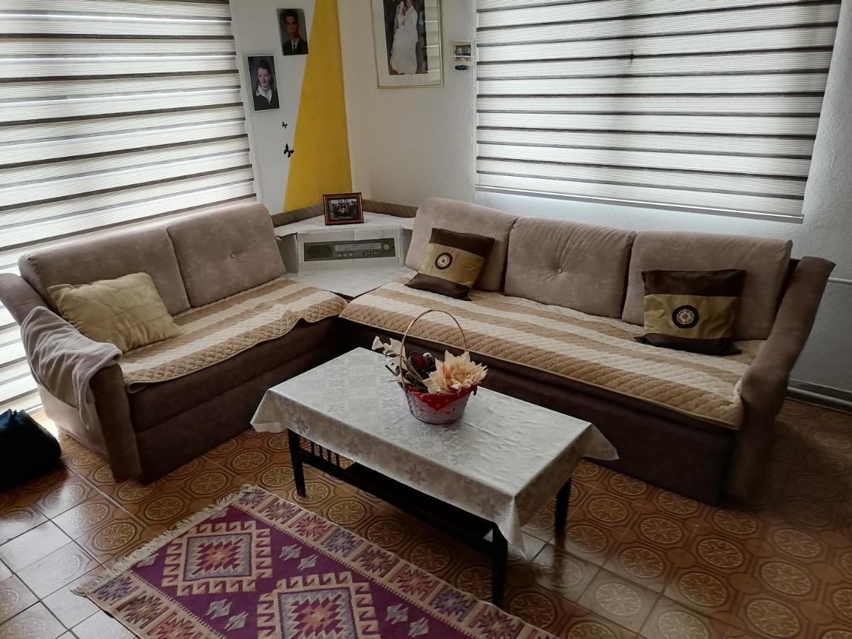 Villa Shine Apartment 1 สตรูกา ภายนอก รูปภาพ