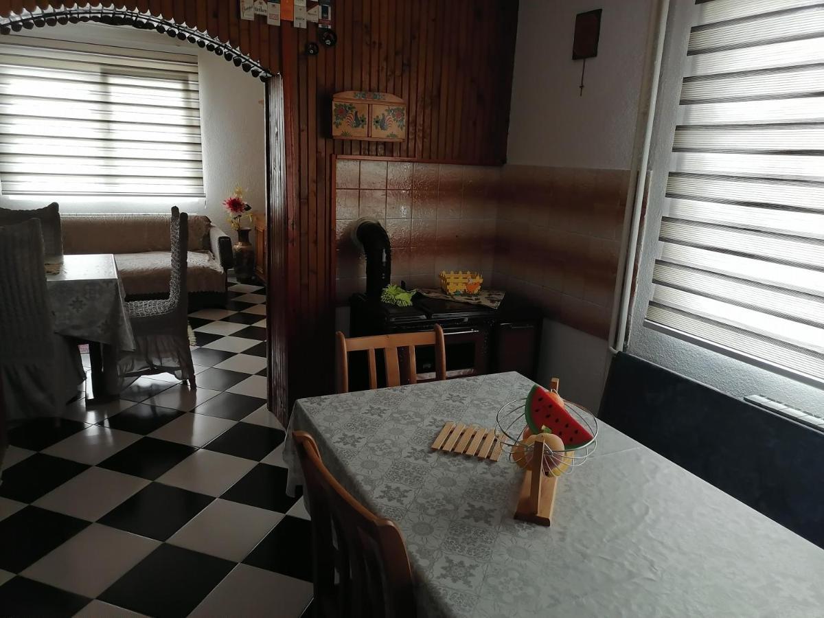 Villa Shine Apartment 1 สตรูกา ภายนอก รูปภาพ